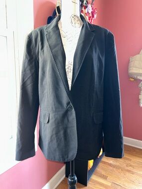 ⭐️LAST CHANCE⭐️Black Blazer